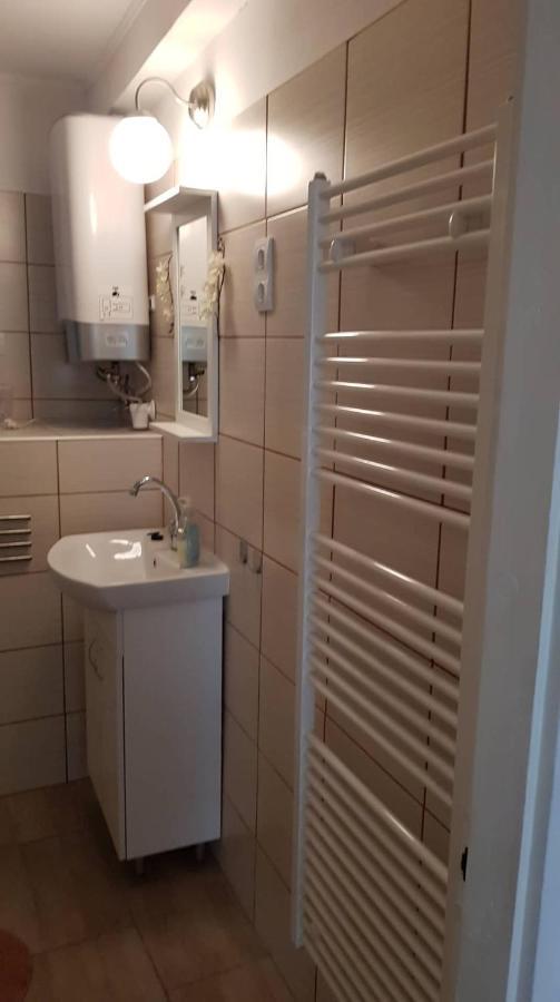 Fortuna Apartman Mini Eger Buitenkant foto